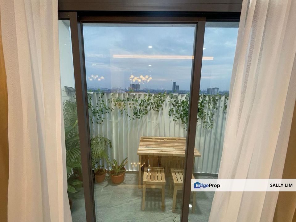 KSL Residences 2 @ Kangkar Tebrau Studio Renovated Unit For Sale, Johor, Johor Bahru