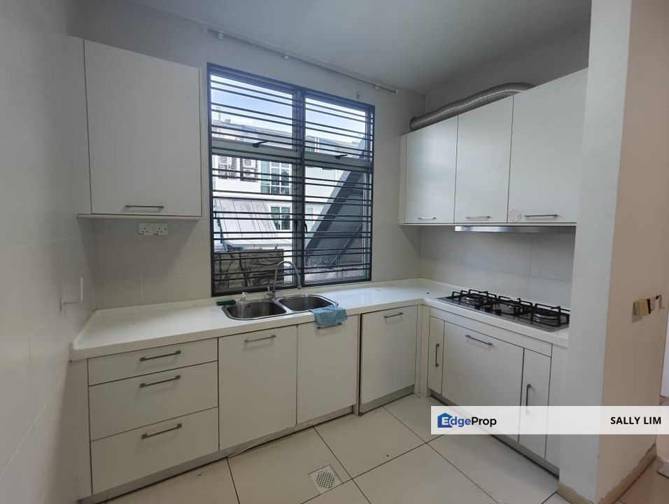 The Seed @ Sutera Utama Townhouse Duplex Upper Floor Unit For Rent, Johor, Skudai