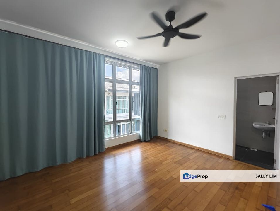 The Seed @ Sutera Utama Townhouse Duplex Upper Floor Unit For Rent, Johor, Skudai