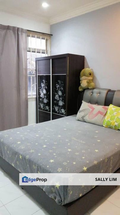 Taman Universiti Jalan Kebangsaan 31 Double Storey For Rent, Johor, Skudai