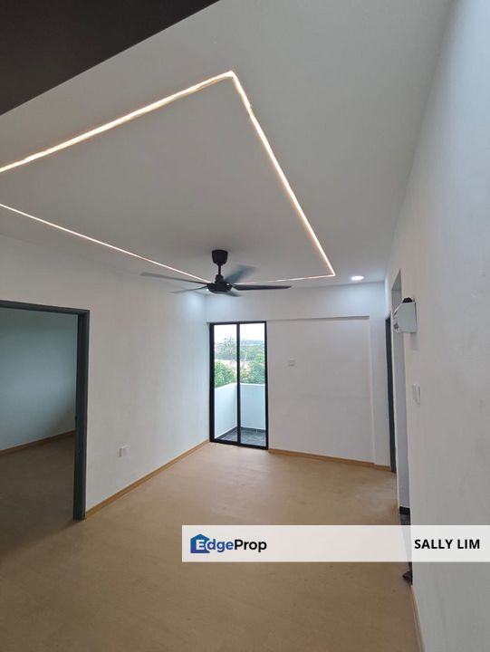 Taman Rinting Jalan Geharu Low Cost Flat Fully Renovated Unit For Sale, Johor, Masai