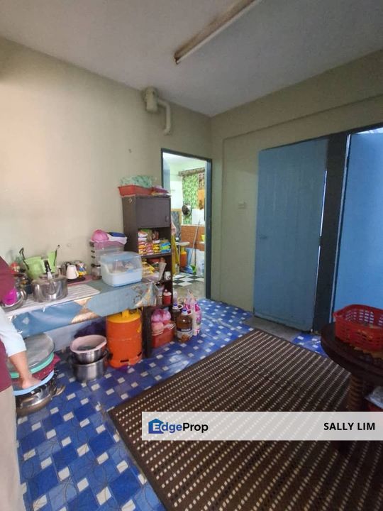 Rumah Pangsa Sri Lanang @ Desa Tebrau Medium Low Cost Flat Level 3, Johor, Johor Bahru