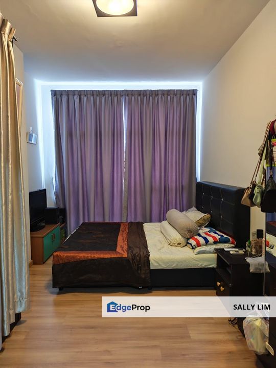 Midas @ Seri Alam 2+1 Rooms Unit & Middle Floor For Sale, Johor, Pasir Gudang