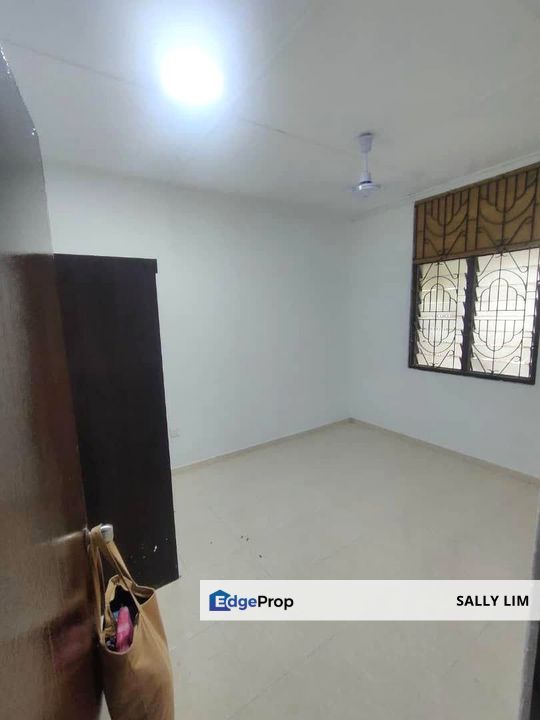 Taman Sri Skudai Jalan Emas Single Storey For Rent, Johor, Skudai