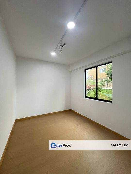 Rumah Pangsa Sri Orkid Ehsan Jaya Medium Low Cost Flat First Floor, Johor, Johor Bahru