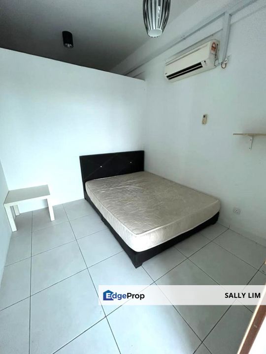 Akademik Suites @ Austin Height 2 Rooms & Partial Furnished For Rent, Johor, Johor Bahru