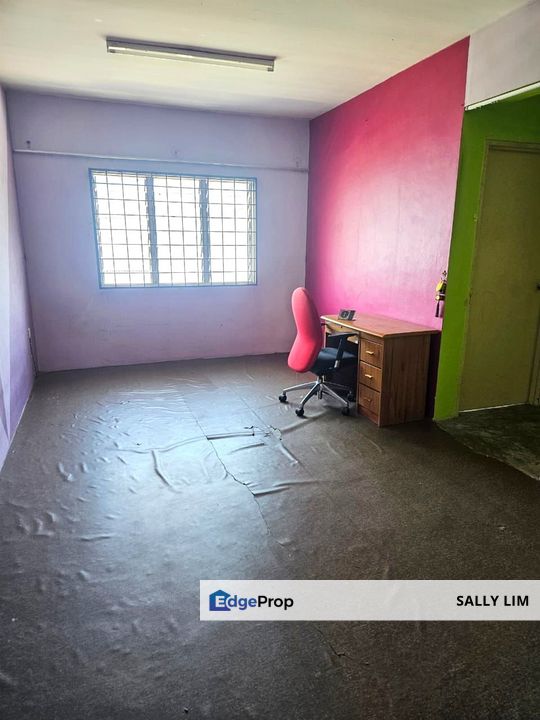 Taman Pelangi Indah Medium Low Cost Flat For Rent, Johor, Ulu Tiram