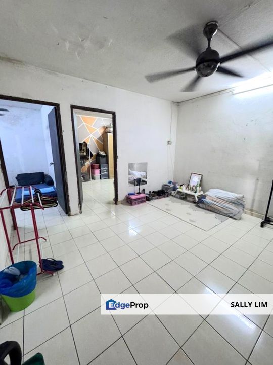 Bandar Selesa Jaya Skudai Low Cost Flat Ground Floor Unit For Sale, Johor, Skudai