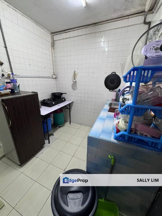 Bandar Selesa Jaya Skudai Low Cost Flat Ground Floor Unit For Sale, Johor, Skudai