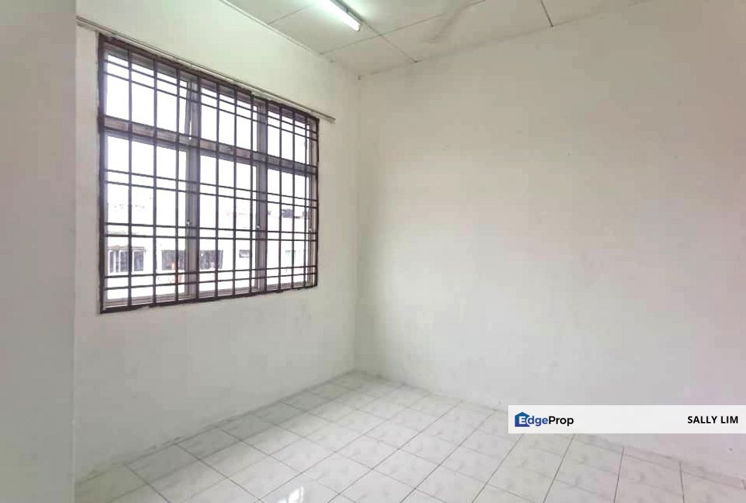 Bandar Selesa Jaya Shop Apartment For Sale, Johor, Skudai