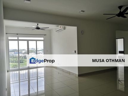 END UNIT, PARTIALLY FURNISHED, V Residensi 2, Sek 22 Shah Alam, Selangor, Shah Alam