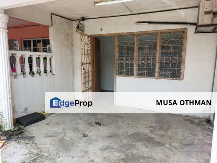 RENOVATED AND EXTENDED, 2 Storey Low-Cost House, Sek. 19, Shah Alam, Selangor, Shah Alam