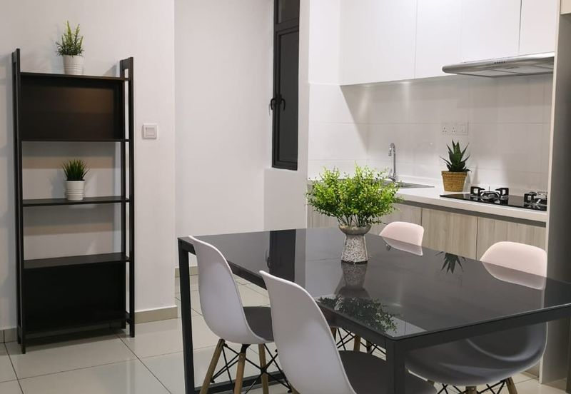 Kenwingston Square Garden