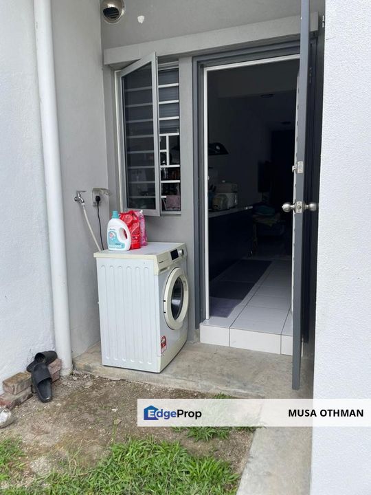 FULLY FURNISHED 2 Storey intermediate, Elsa Bandar Bukit Raja Klang, Selangor, Klang