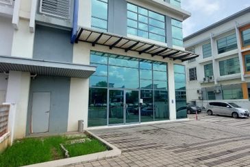 RENOVATED 3 Storey Semi D Factory, Tiong Nam Industrial Park, Sek 15, Shah Alam
