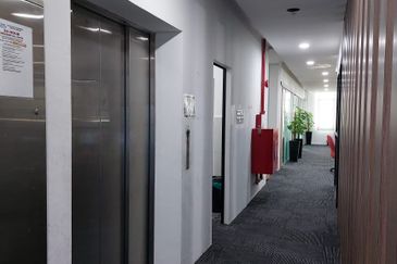 RENOVATED 3 Storey Semi D Factory, Tiong Nam Industrial Park, Sek 15, Shah Alam