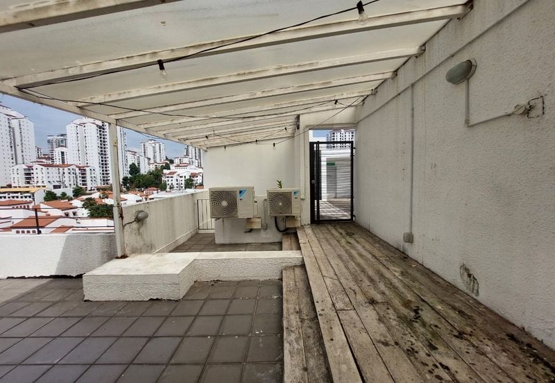 Centrio SoHo @ Pantai Hillpark