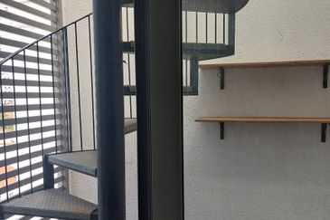 Centrio SoHo @ Pantai Hillpark