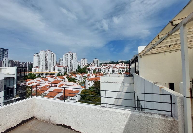 Centrio SoHo @ Pantai Hillpark