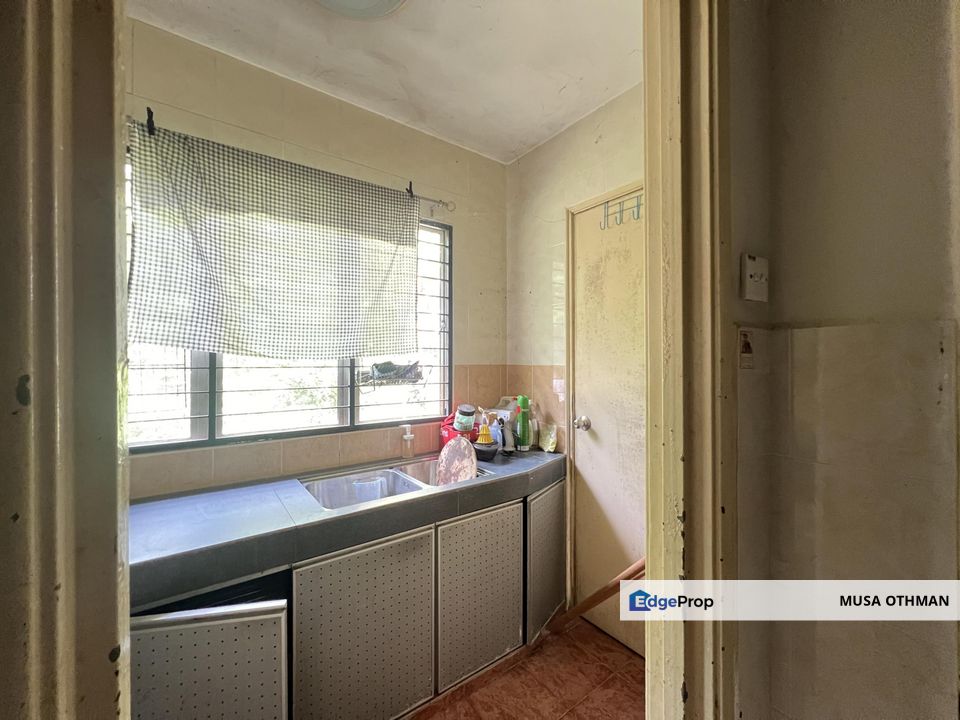 Renovated 2 Storey Super Link House, Jln Birai, Bukit Jelutong, Shah Alam, Selangor, Shah Alam