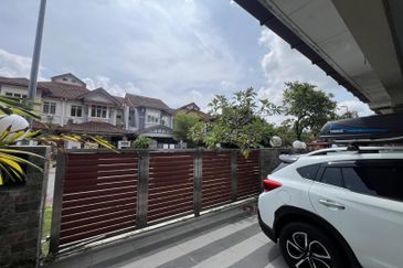 Bukit Jelutong