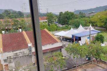 Camellia Court Taman Impian Putra