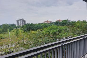 Radia Retail, Seksyen U8