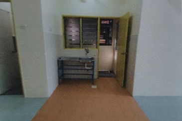 Camellia Court Taman Impian Putra