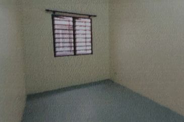 Camellia Court Taman Impian Putra