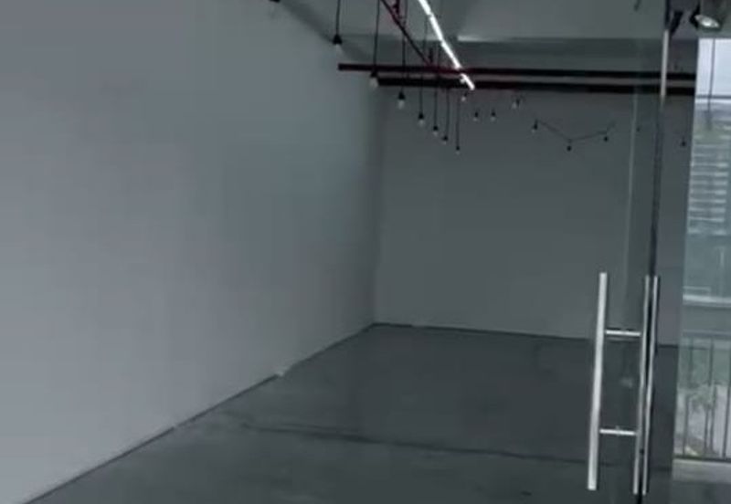 Radia Retail, Seksyen U8