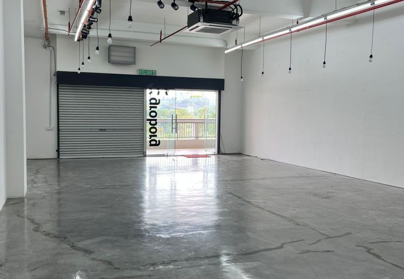 Radia Retail, Seksyen U8