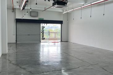 Radia Retail, Seksyen U8