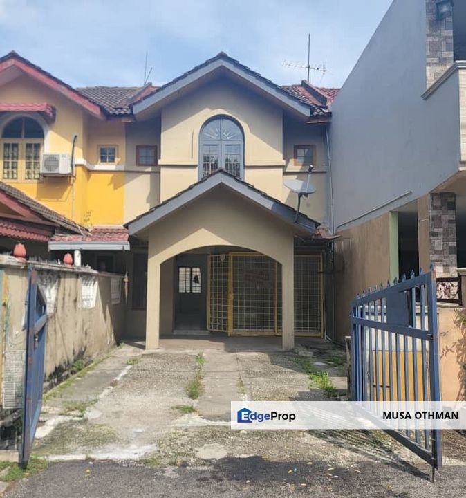 FACING OPEN 2 Storey Intermediate terrace house, Tmn Puchong Perdana,Puchong, Selangor, Puchong