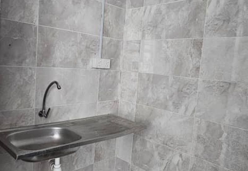 Kenwingston Square Garden