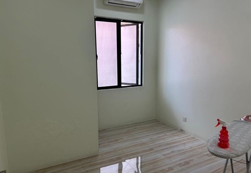 Pentas 6 @ Alam Impian