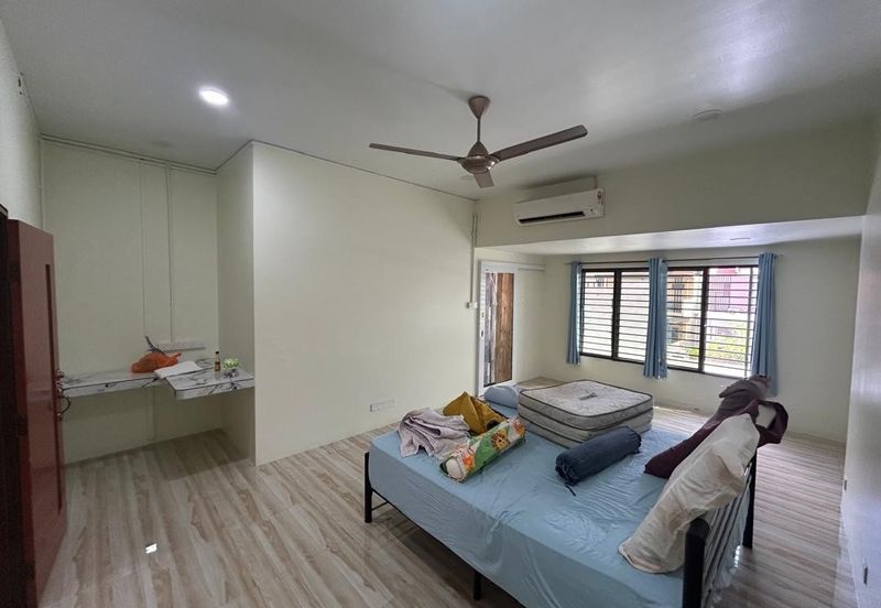 Pentas 6 @ Alam Impian