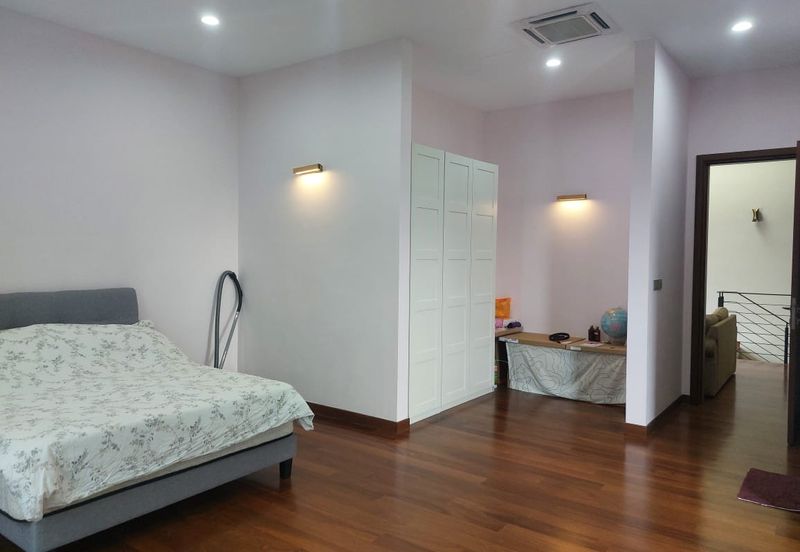 Seksyen 8, Shah Alam