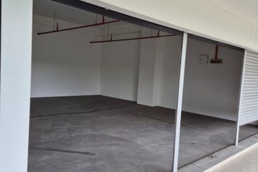 Radia Retail, Seksyen U8