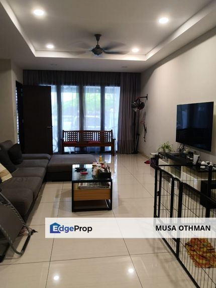 Renovated, 2 Storey Intermediate house, Laman Glenmarie,Shah Alam, Selangor, Glenmarie