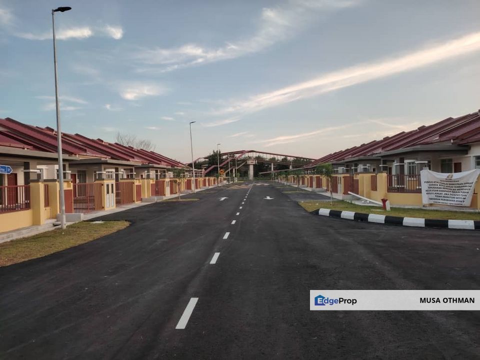 New Terrace end units, Selangor, Telok Panglima Garang