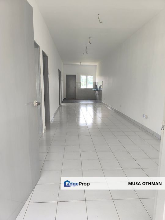 1 storey Terrace Intermediate house, Taman  Salak Kasturi Fasa 2, Sepang Selangor , Selangor, Sepang