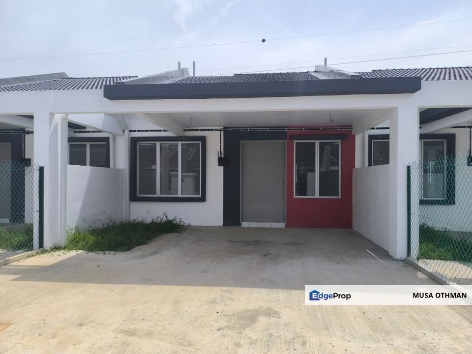 1 storey Terrace Intermediate house, Taman  Salak Kasturi Fasa 2, Sepang Selangor , Selangor, Sepang