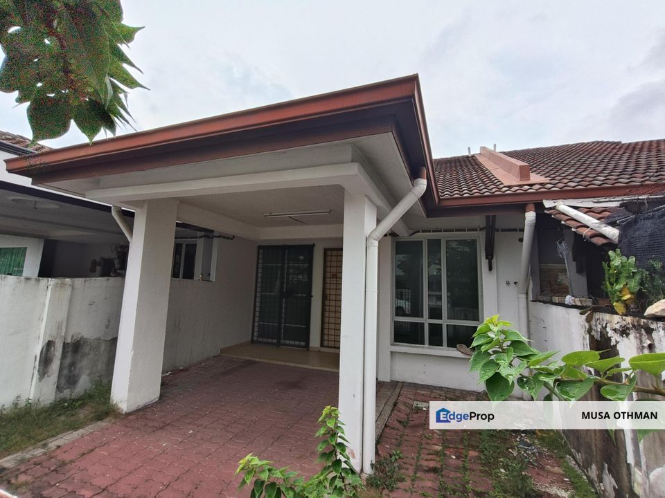 BASIC UNIT, 1 Storey Intermediate, Jalan Makyong, Bandar Bukit Raja, Klang , Selangor, Klang