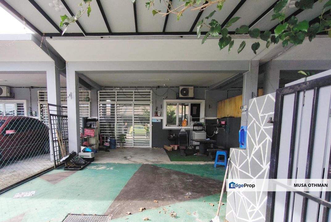 BASIC UNIT, 1 storey house,  Jalan Besi, Sek 29, Shah Alam, Selangor, Shah Alam