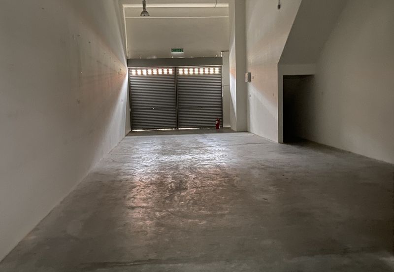 32 Avenue, Bukit Serdang