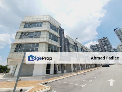 LEVEL 2 3&4 Storey Shop Lot Bandar Puteri Bangi, Selangor, Bangi