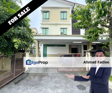 NICE UNIT 3 Storey Semi-D Taman Tropika 2 Bangi, Selangor, Kajang