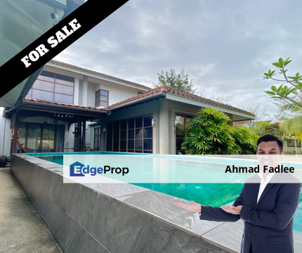 HUGE LAND SIZE 2 Storey Bungalow Banyan Close, Selangor, Bangi