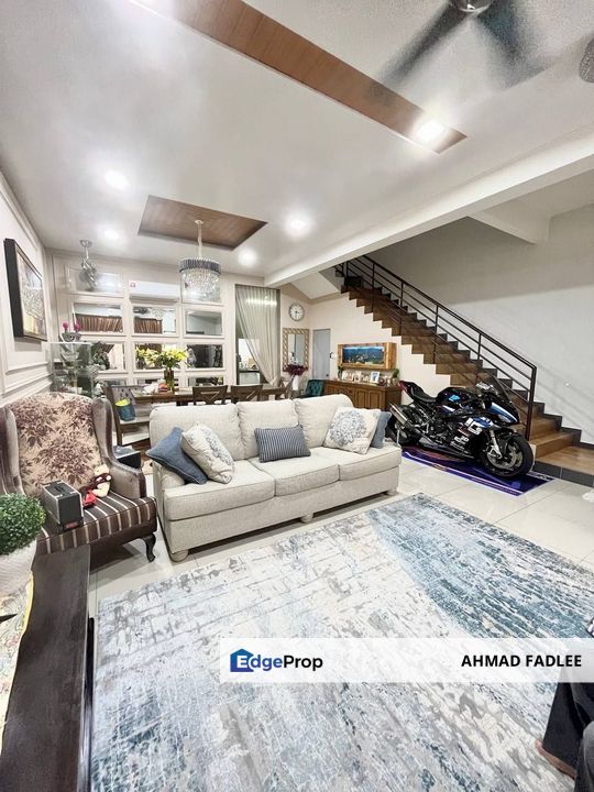 RENOVATED 2 Storey Terrace Taman Harmoni Semenyih, Selangor, Semenyih