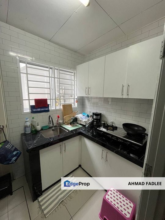 RENOVATED 2 Storey Terrace Taman Harmoni Semenyih, Selangor, Semenyih